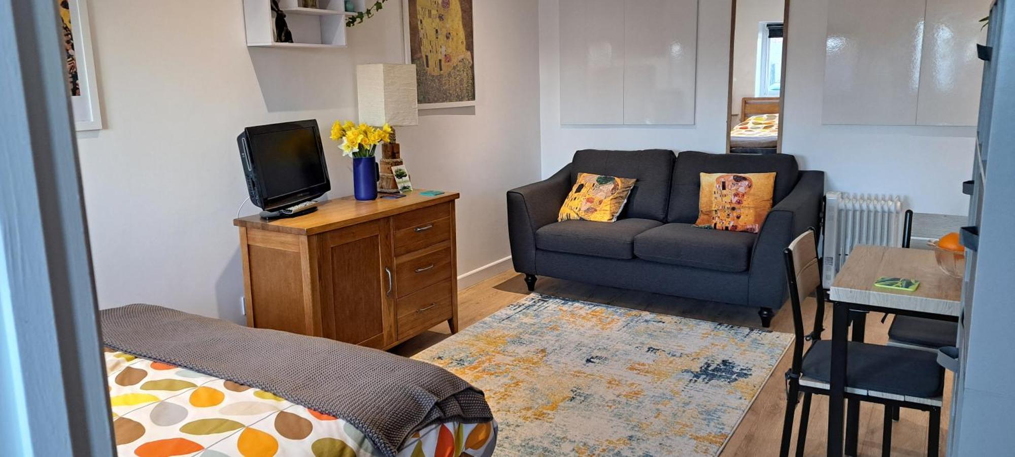 Modern Studio Apartment With Outstanding Views, Sleeps 2 Newlyn Exterior photo